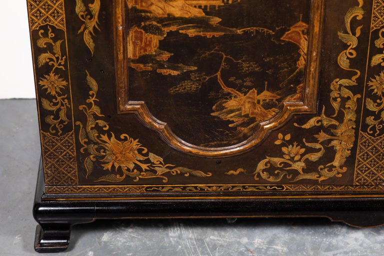 Striking, Italian, Chinoiserie Cabinet