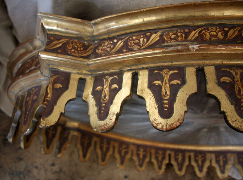 Altar Crown