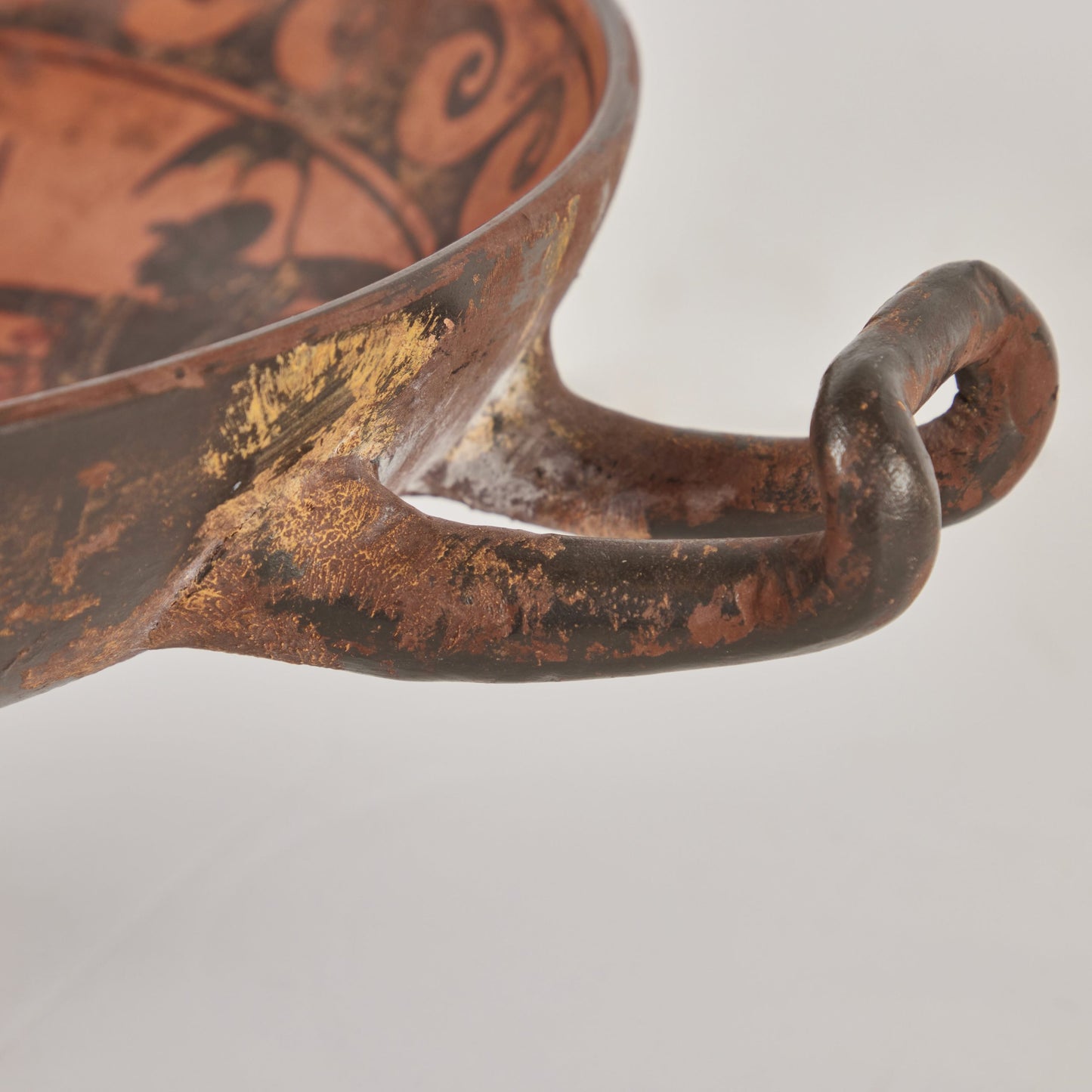 Grand Tour Terracotta Kylix Tazza