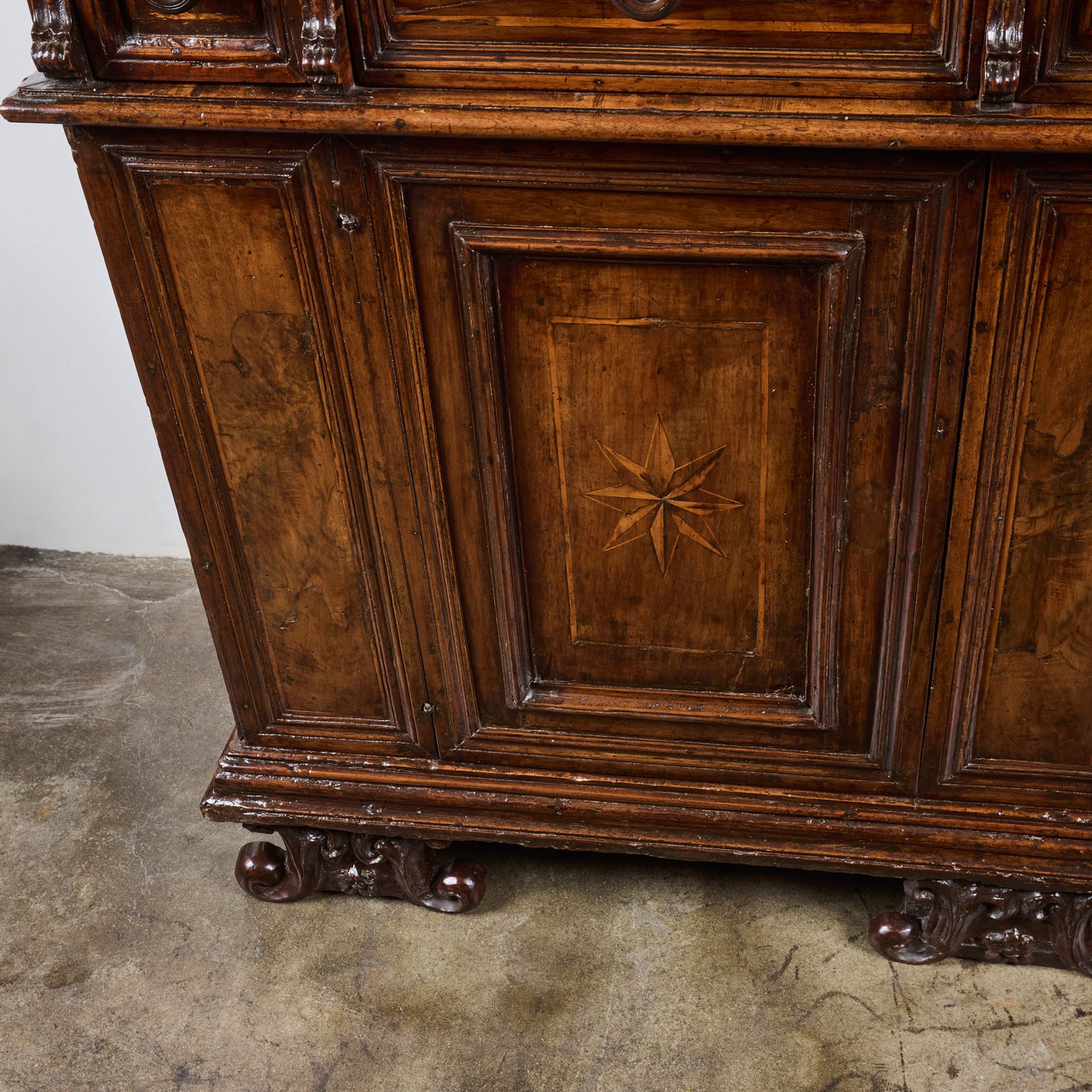 17th Century Tuscan Walnut Buffet