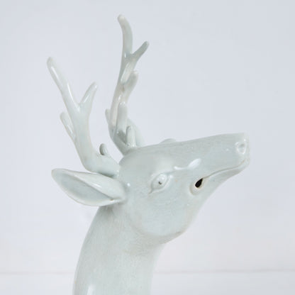 Blanc de Chine Deer