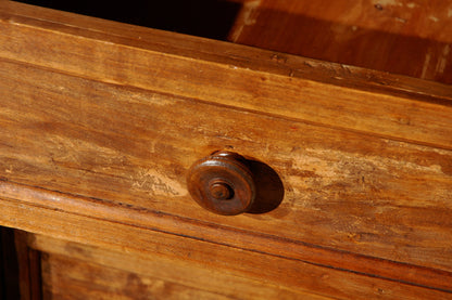 Tuscan, Clipped Corner Commode