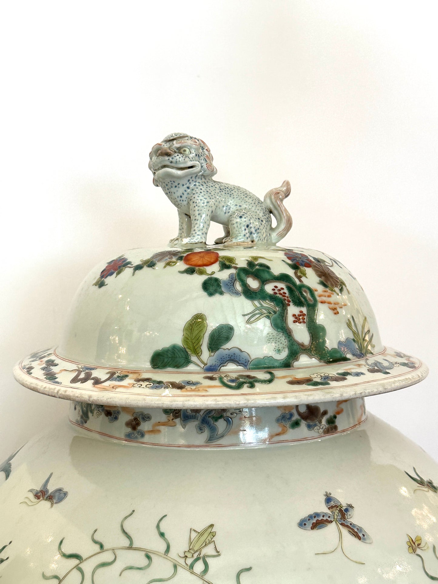 Grand Scale Chinese Republic Period Porcelain Covered Jar